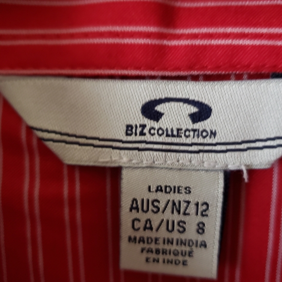 Womens short sleeve pinstriped red shirt - Picture 2 of 4